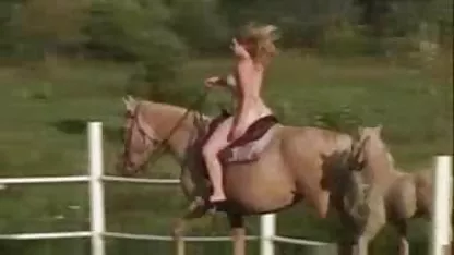 パリのストッキングMasturbates 女性 が 見 たい エッチ な 動画